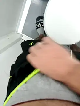 Snapshot of bigcockturk3 chatting on February 11, 10:28 pm bigcockturk3 online show from February 11, 10:28 pm