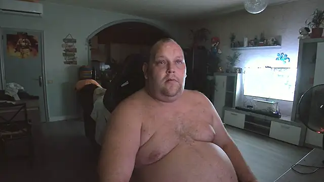 Hotfire-112 online show from May 28, 11:47 pm