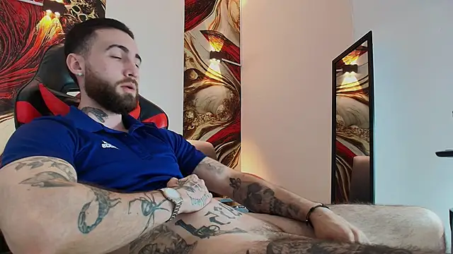 Luke davis01 online show from November 7, 1:47 pm