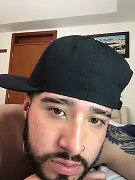 Noa Bonucci online show from February 19, 1:06 pm