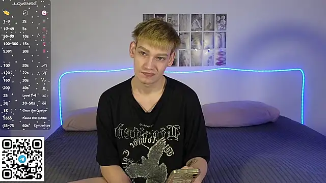 Julian wins online show from February 20, 1:57 am