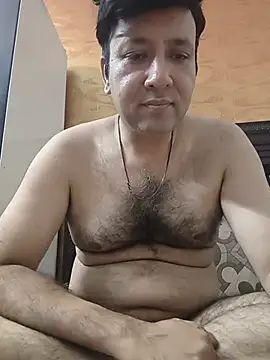innocentboy1987 online show from July 15, 4:46 pm