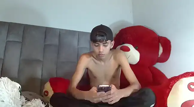 ian maik online show from March 15, 5:19 am