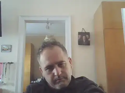 Szolga10 online show from September 27, 10:02 am