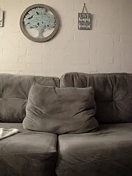 Snapshot of Rican8inches chatting on October 16, 1:41 pm Rican8inches online show from October 16, 1:41 pm