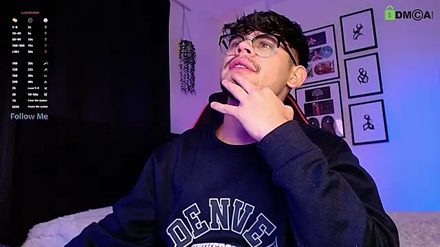 isaac-saenz online show from November 26, 11:41 pm