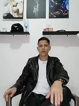 Mr-Eros-Master online show from February 15, 9:06 pm