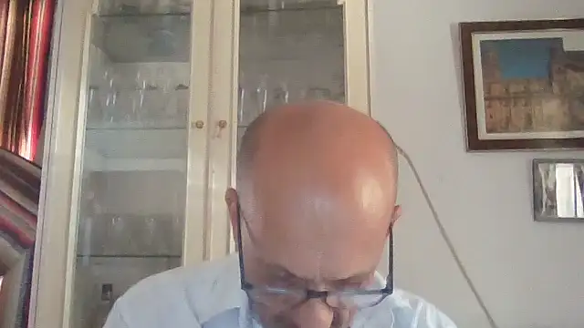 Snapshot of llopaco chatting on September 22, 11:43 am llopaco online show from September 22, 11:43 am