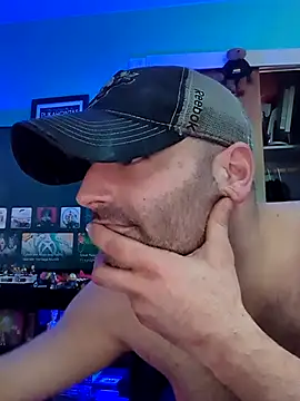 Novabear6996 online show from May 26, 7:04 am
