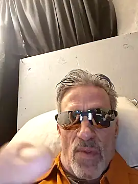 Billgreen69 online show from April 19, 12:54 am
