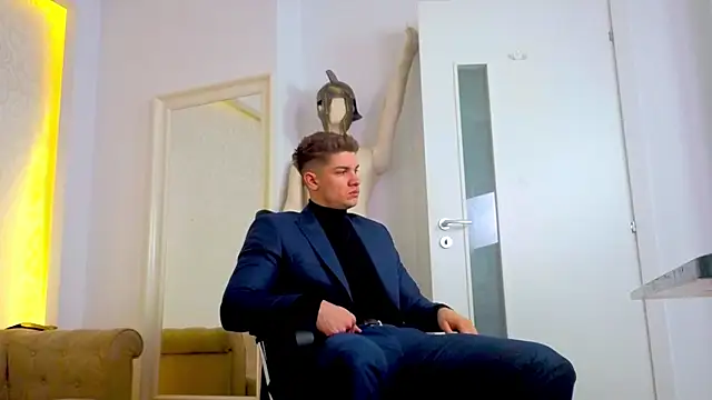 MaxKaiden online show from April 19, 4:12 am