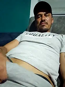 Iuver online show from January 17, 1:30 am