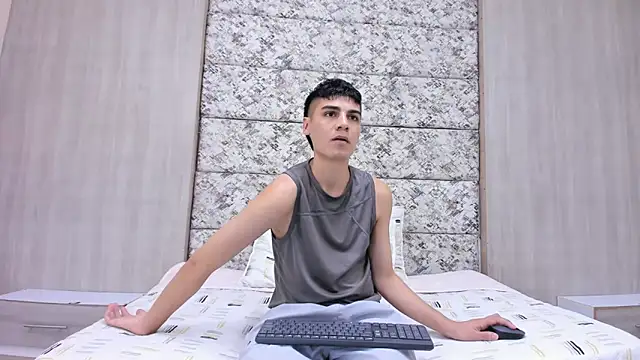 frank jhonsson online show from February 4, 7:09 pm