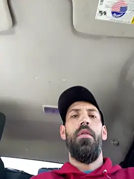 QueenM3 online show from September 8, 3:33 pm