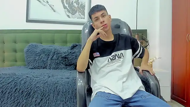 Johann sex online show from November 29, 5:37 pm