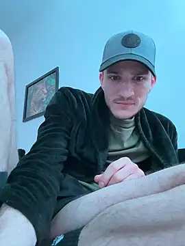 Snapshot of yoyoboy988 chatting on March 8, 10:56 pm yoyoboy988 online show from March 8, 10:56 pm