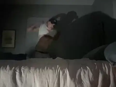 DominantDong online show from November 1, 9:13 am