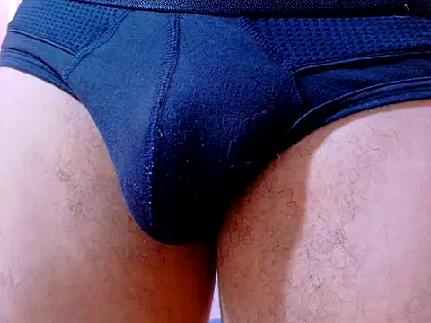 eross chipre  online show from January 7, 7:08 pm