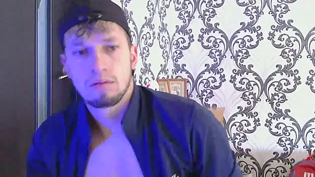 frama666 online show from October 4, 7:57 am