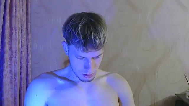 frama666 online show from November 4, 8:21 pm