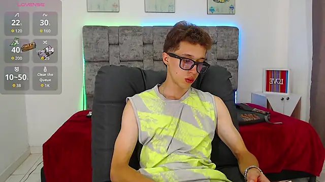 skinny bigcock02 online show from March 2, 9:33 pm