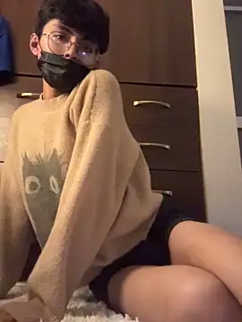 twinkperu18 online show from October 28, 4:48 am