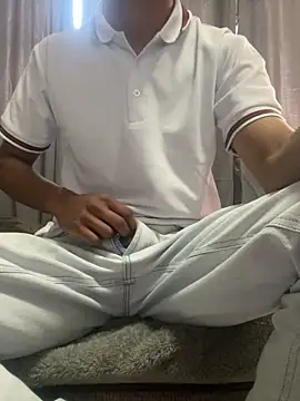 Erickhotddjots online show from February 16, 5:00 pm