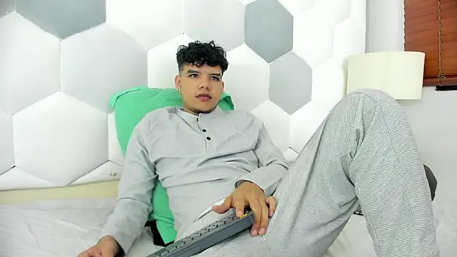 Axel Forte online show from December 1, 12:52 pm