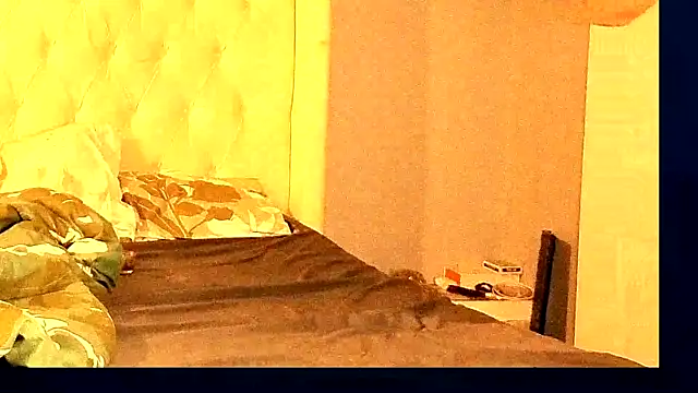 ebonylover1 online show from April 12, 1:31 am