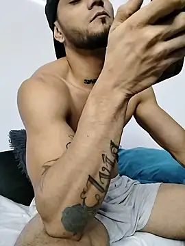 morenosiam online show from April 20, 4:04 am