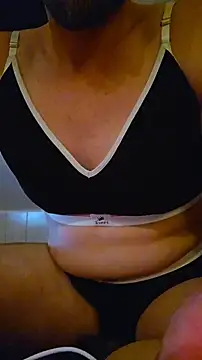 DearRusting online show from April 8, 9:56 pm