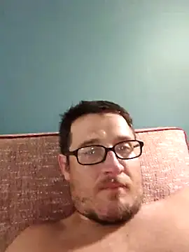 Snapshot of dylanroberts1995 chatting on March 20, 5:04 pm dylanroberts1995 online show from March 20, 5:04 pm