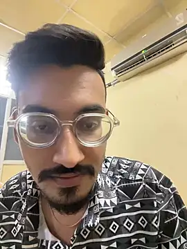 hypersexdriveboi online show from March 18, 2:50 pm