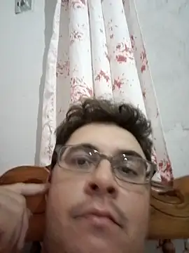 Edsonborges123 online show from November 6, 11:30 pm