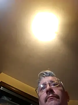 Snapshot of smooothbb chatting on March 22, 7:04 am smooothbb online show from March 22, 7:04 am