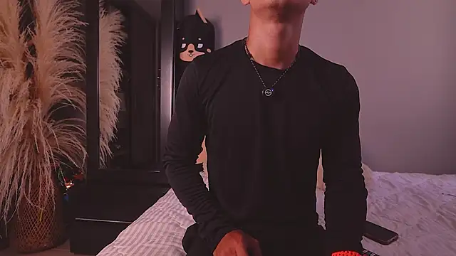 ErosKhaos online show from April 14, 9:36 pm