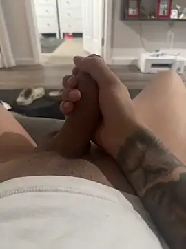 alexxxn20039 online show from March 6, 1:24 pm