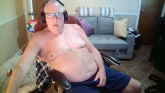 superbearboss online show from June 9, 10:33 pm