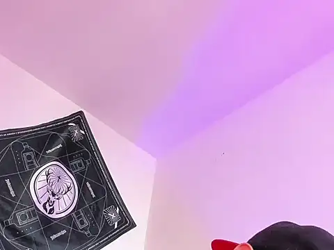 samevansx  online show from March 26, 6:45 pm