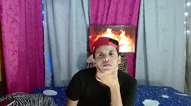 Hidden Fantasies online show from March 19, 12:48 am