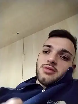 Francescodicristina44 online show from April 15, 6:41 pm