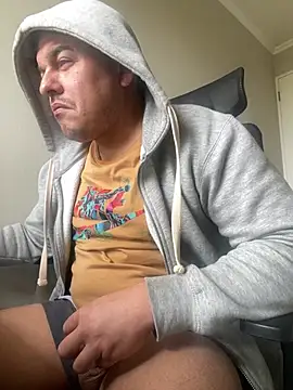 Gusta bi online show from April 17, 5:48 pm