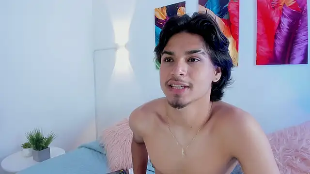 MathewAdams online show from December 4, 6:59 pm