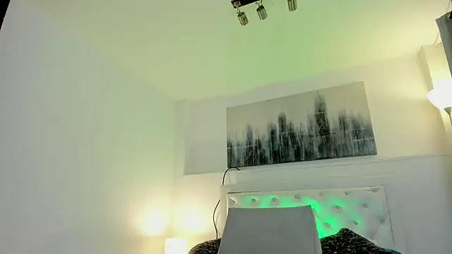 MathewAdams online show from October 21, 6:55 pm