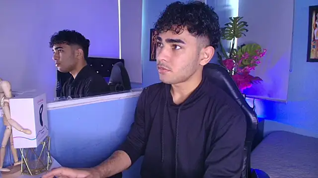 LucasCarterr  online show from September 15, 2:07 pm