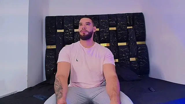 chris blake   online show from November 19, 6:41 pm