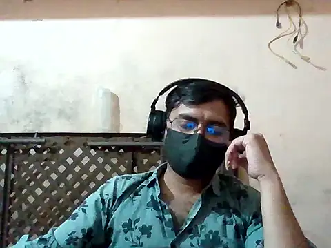 indori guy online show from April 15, 3:23 pm