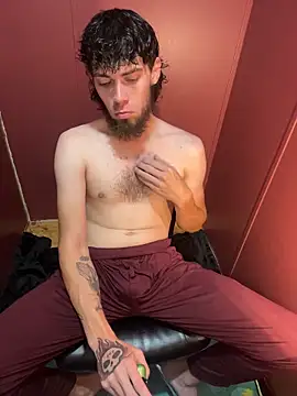 bwcizThrobbing online show from October 29, 8:39 am