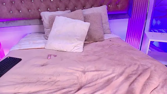 Andy Leex online show from April 16, 9:39 pm