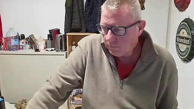 JamesBauer online show from April 11, 3:46 am